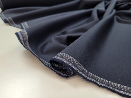 Przejdź do produktu 100% virgin wool TEXTUS wełna garniturowa drobne pasy tenis