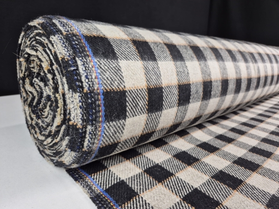 Przejdź do produktu Wełna płaszczowa w kratę jasny beż i czarny 360g/m²