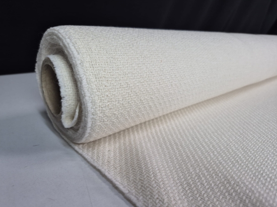 Przejdź do produktu Wełna śmietankowa widoczny splot 360g/m²