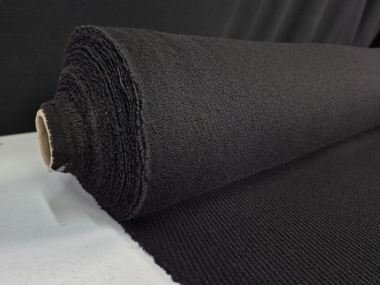 Przejdź do produktu Wełna płaszczowa diagonal czarny 400g/m²