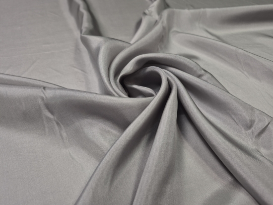 Przejdź do produktu 100% jedwab Habotai srebrny gr. 8 momme