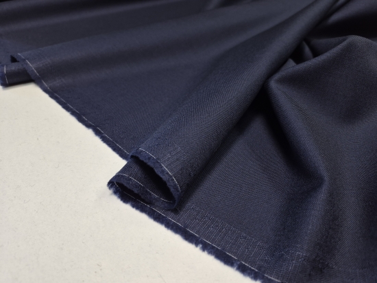 Przejdź do produktu Tropik wełniany 100% virgin wool granatowy | 210g/m²